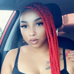 Meet your Posher, Angelisha